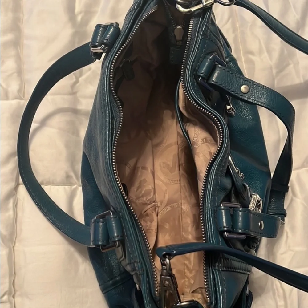 Michael Kors handbag - Picture 3 of 4